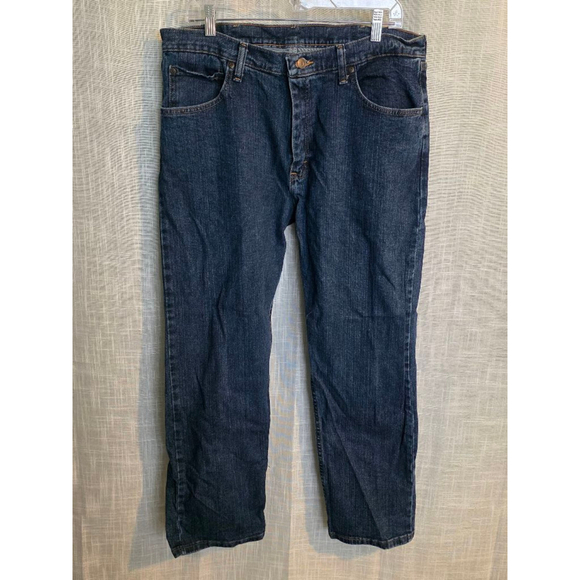 Men's Wrangler Jeans Regular Fit Size 36x29 Blue‎ - Picture 1 of 6